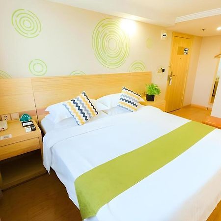 Greentree Inn Shanghai Guangxin Road Tongji Hospital Express Hotel Esterno foto
