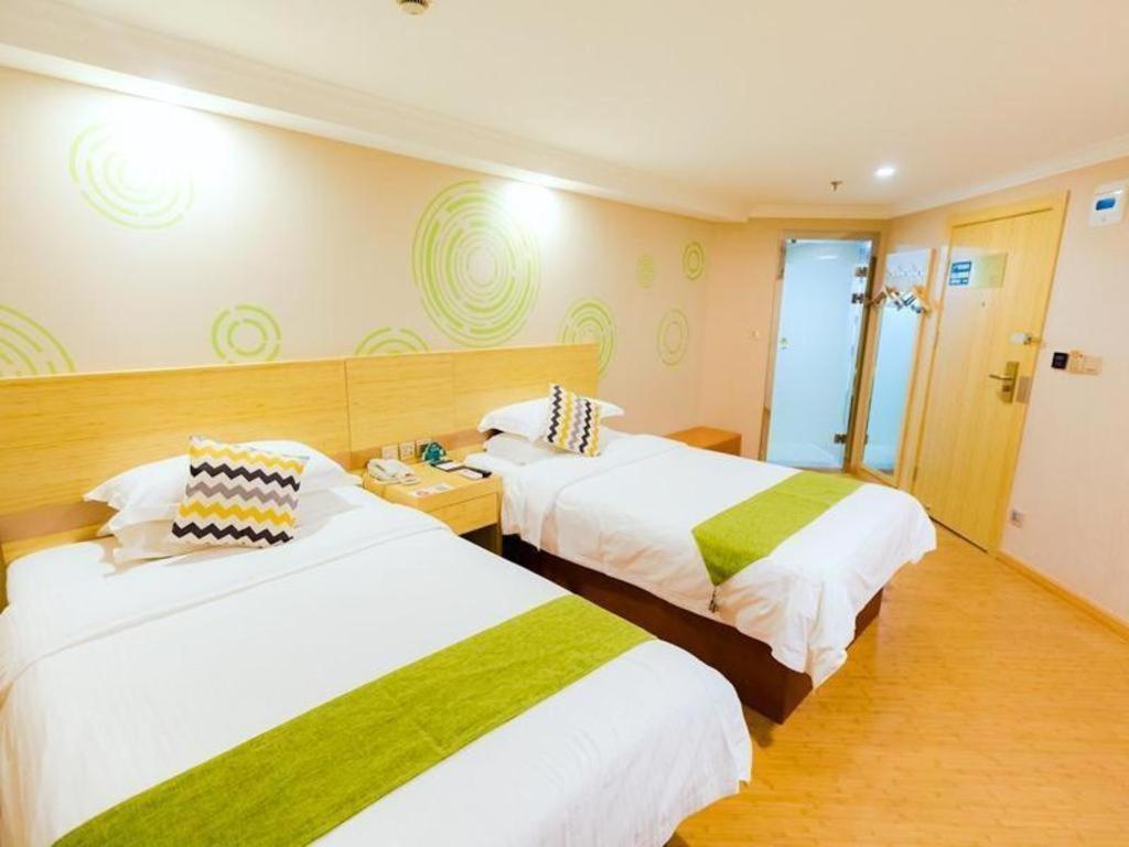 Greentree Inn Shanghai Guangxin Road Tongji Hospital Express Hotel Esterno foto