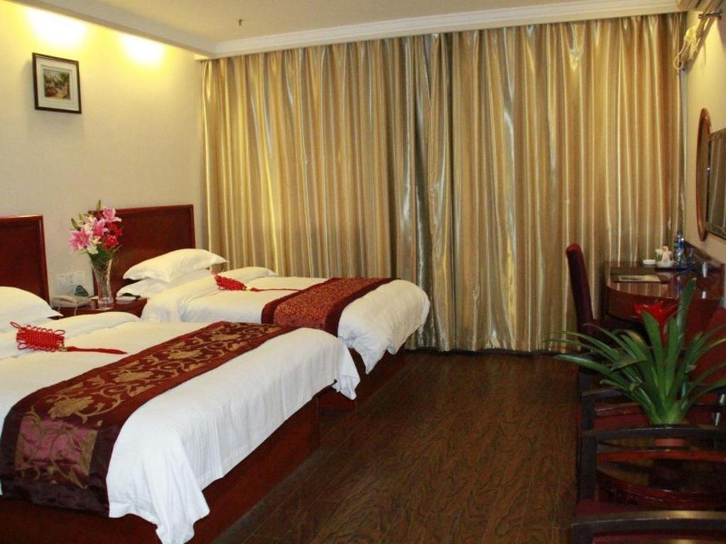 Greentree Inn Shanghai Guangxin Road Tongji Hospital Express Hotel Esterno foto