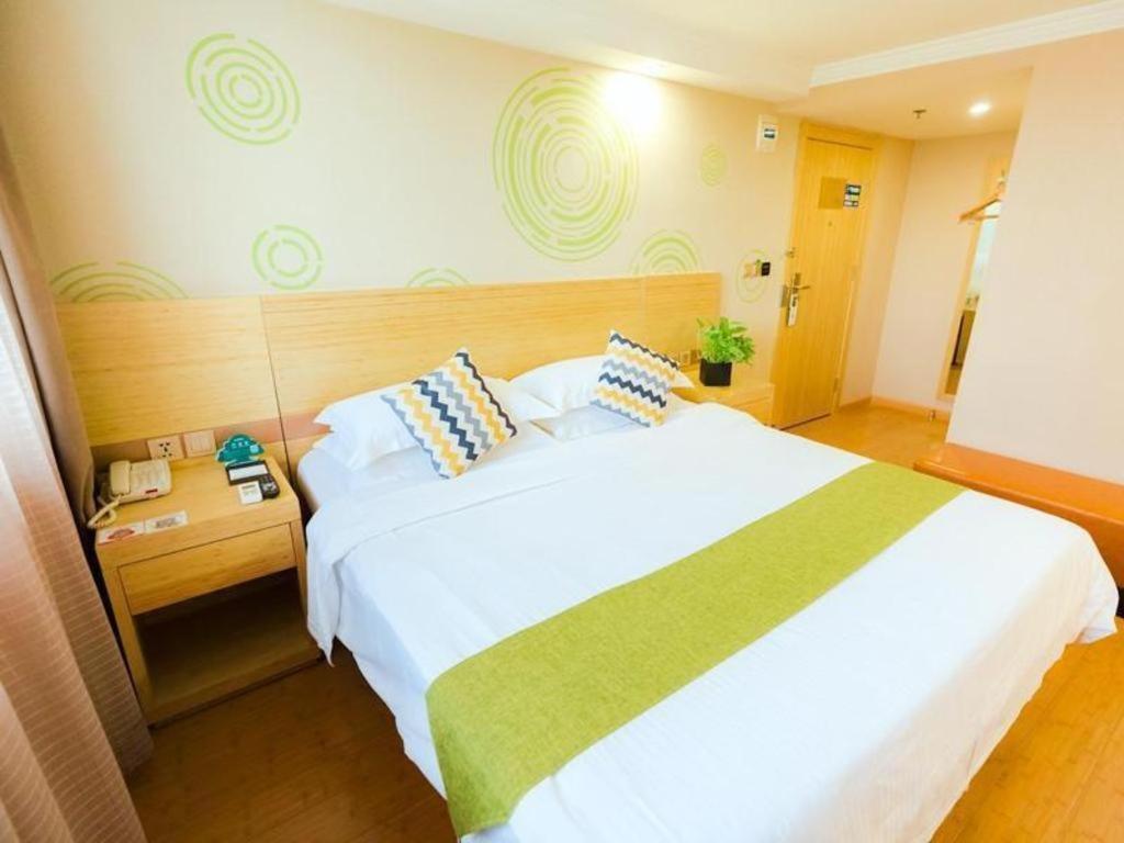 Greentree Inn Shanghai Guangxin Road Tongji Hospital Express Hotel Esterno foto